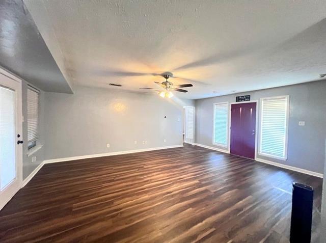 Foto del edificio - 201 Lester St