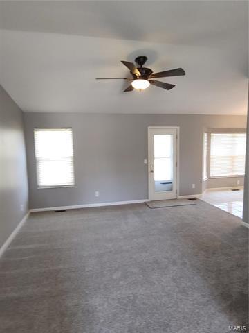 Building Photo - 15 Pine Tree Ct