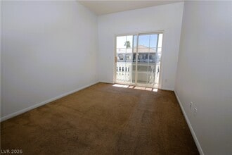 Building Photo - 554 Campus Oaks Ct