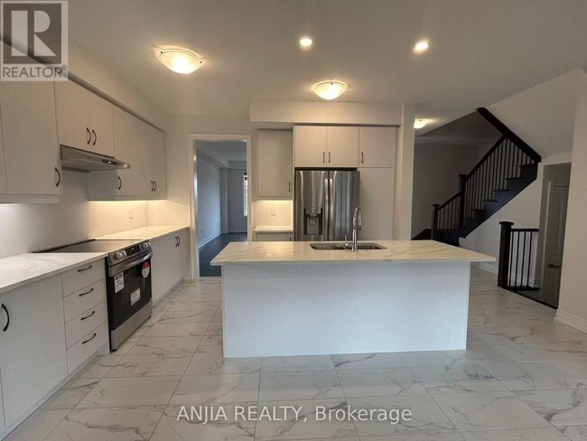 Building Photo - 13 Albert Newell Dr