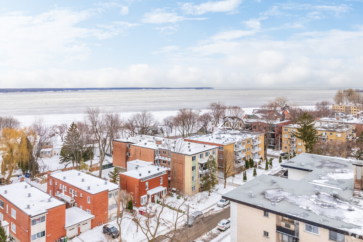 Aerial Photo - 3875 St Du Fort-Rolland