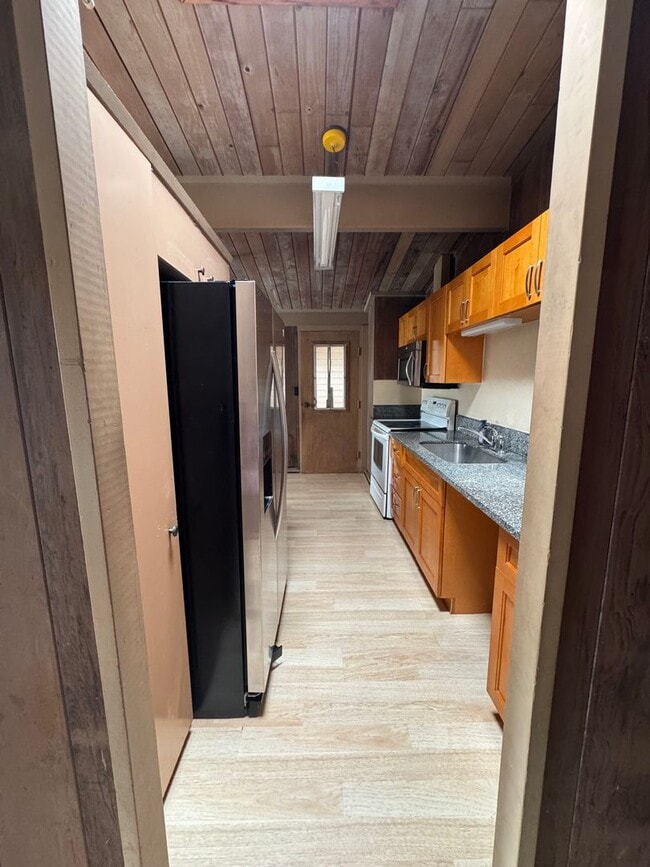 Foto del edificio - Upper Pearl City - Single Family House 3bd/2ba