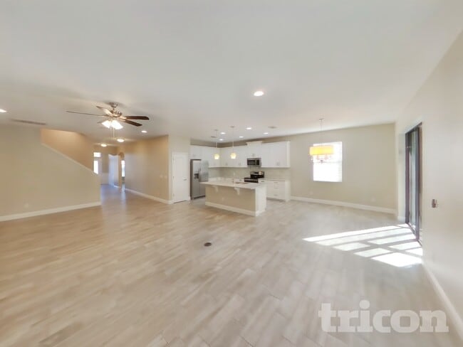 Building Photo - 824 129th St NE