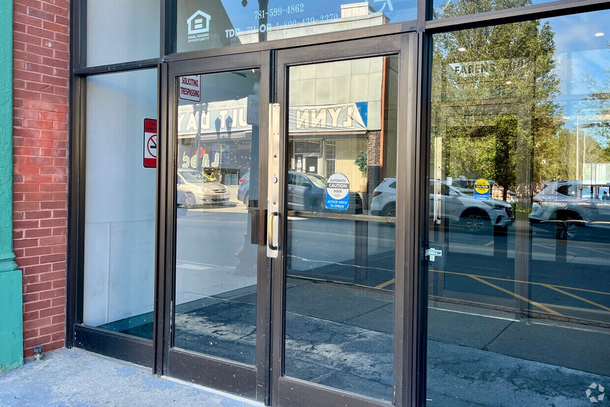 Entrance - Fabens Building