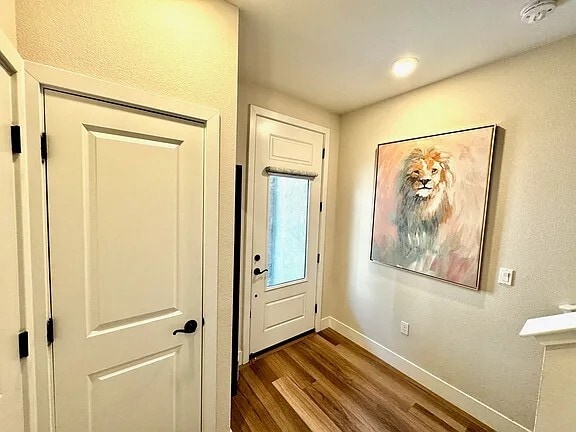 Entrance - 1438 Cherry Cir