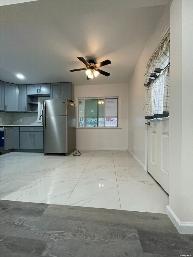 Building Photo - 33 Audrey Ave