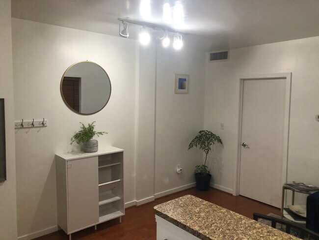 Foto del edificio - 3534 10th St NW