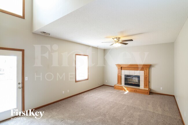 Foto del edificio - 17265 W 156th Terrace