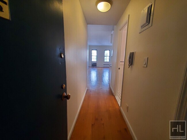 Building Photo - East 91st Street