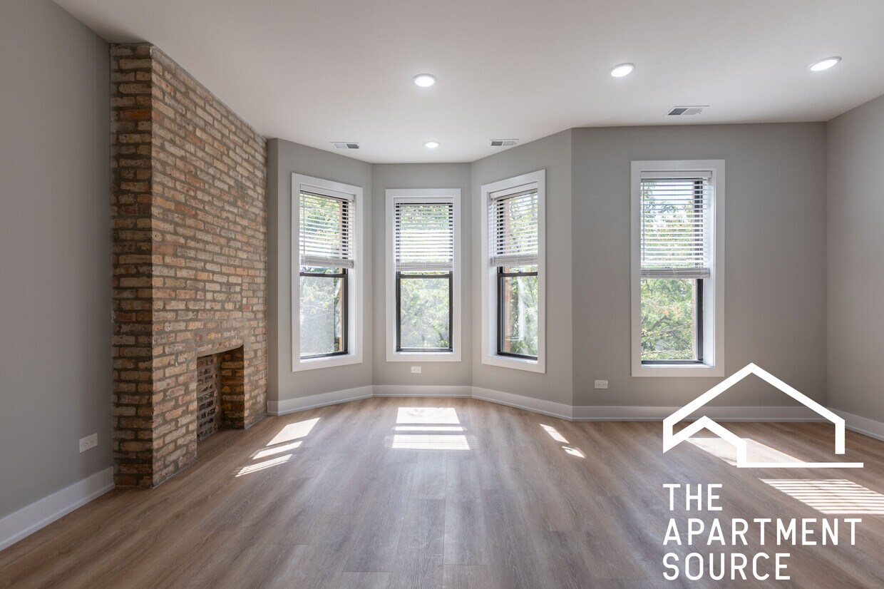 Foto principal - 427 W Belmont Ave