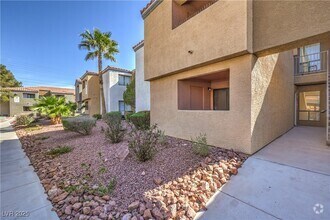 Building Photo - 3151 N Soaring Gulls Dr