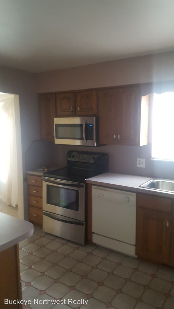 Building Photo - 2188 Chalmette Dr
