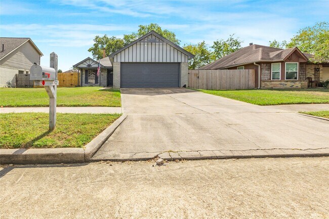 Foto del edificio - 12223 White River Dr