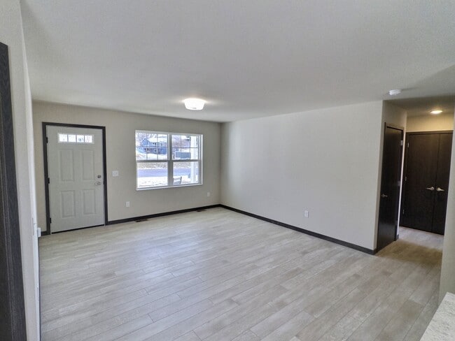 Building Photo - 207 Will St