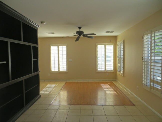 Foto del edificio - Nice 3 Bedroom 2.5 Bath Home in East LV