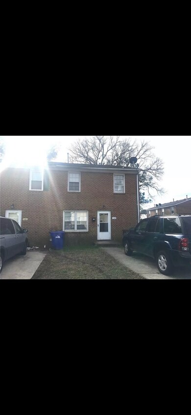 Primary Photo - 1125 Fayette St