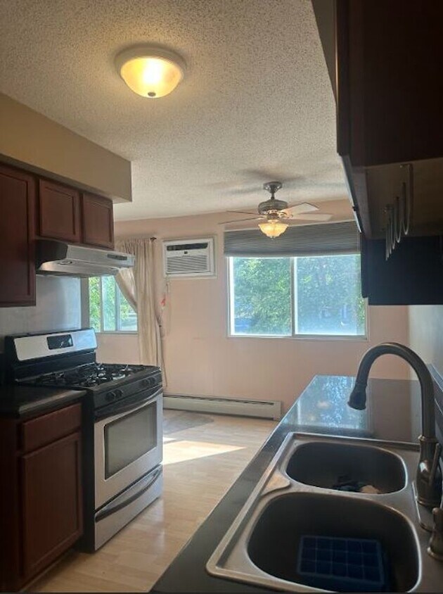 Primary Photo - Your Contemporary Oasis in New Hope for $1...