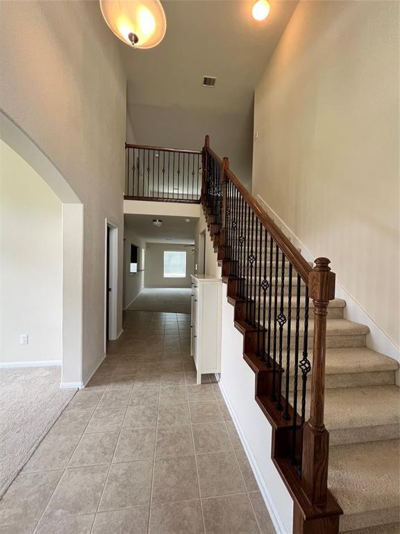 Building Photo - 3909 Glen Oak Dr