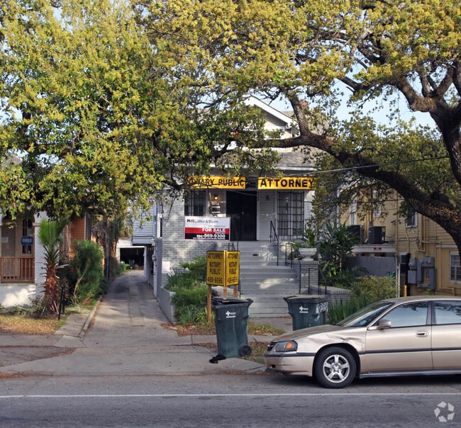 Foto principal - 4223 S Carrollton Ave