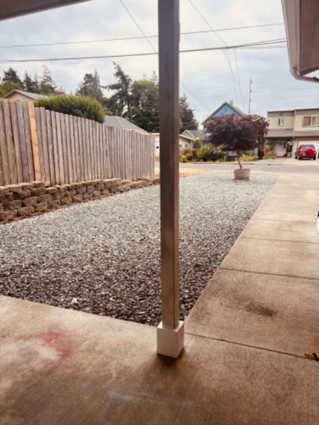 Foto del edificio - 2115/2125 Duplex