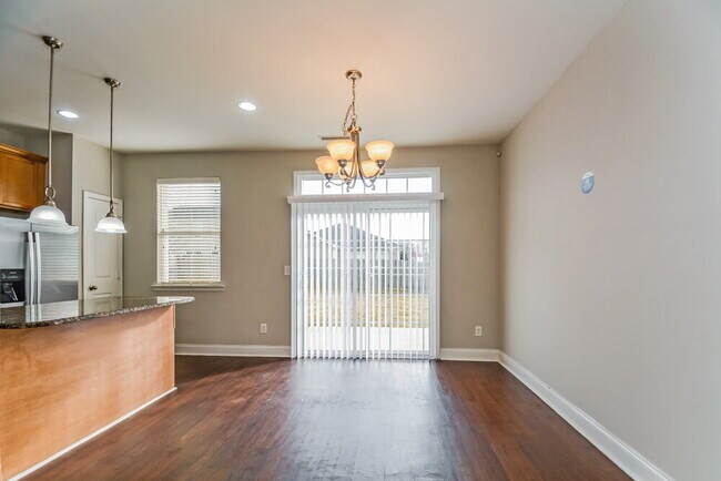 Foto del edificio - 233 Norwich Dr