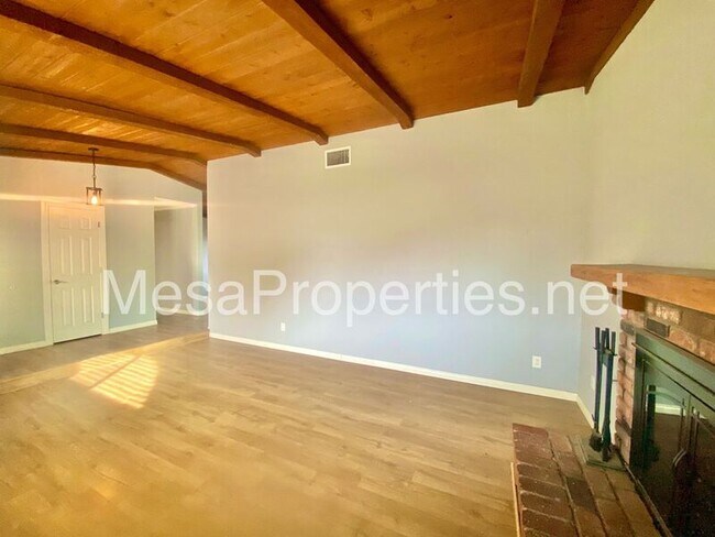 Building Photo - 7859 Pismo Ave