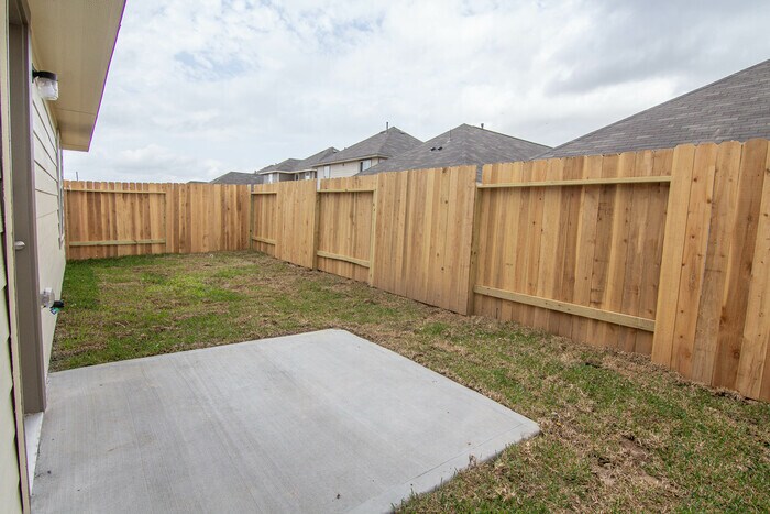 Building Photo - 24422 Borelli Dr
