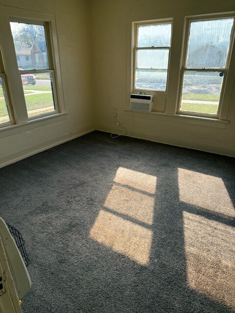 Foto del edificio - 1011 Marion Ave