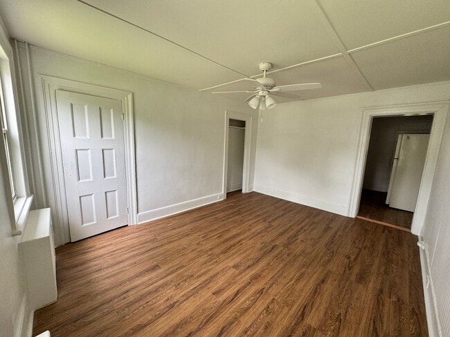 Building Photo - 95 Delafield St