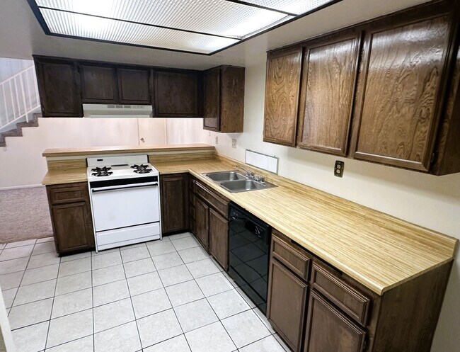 Foto del edificio - 728 W Phillips St