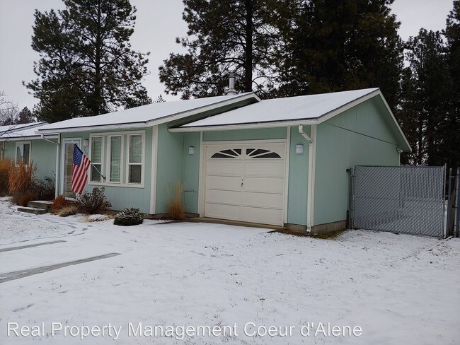 Foto del edificio - 3 br, 1 bath House - 1709 E Jenny Lynn Ln.