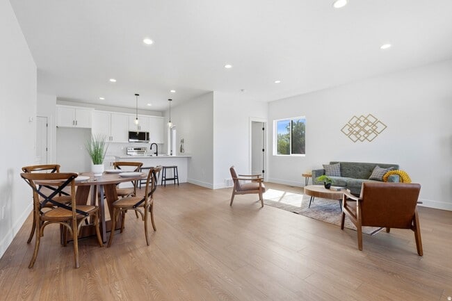 Photo - 316 Woodscape Way (Cottonwood Heights, UT) Townhome