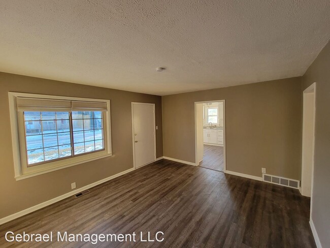 Building Photo - 2 br, 1 bath House - 4028 Larchmont st