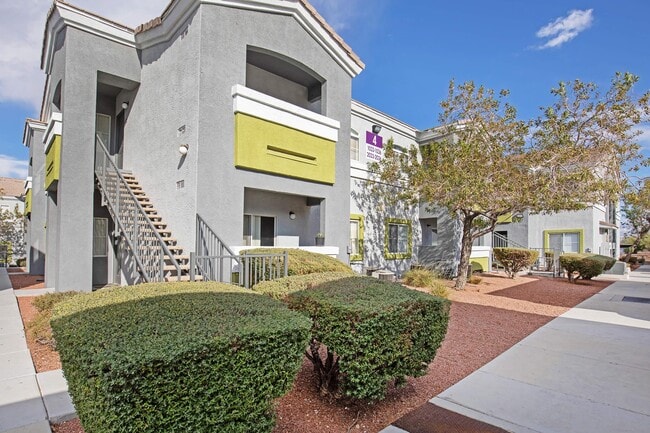 Building Photo - TVI-Tierra Villas