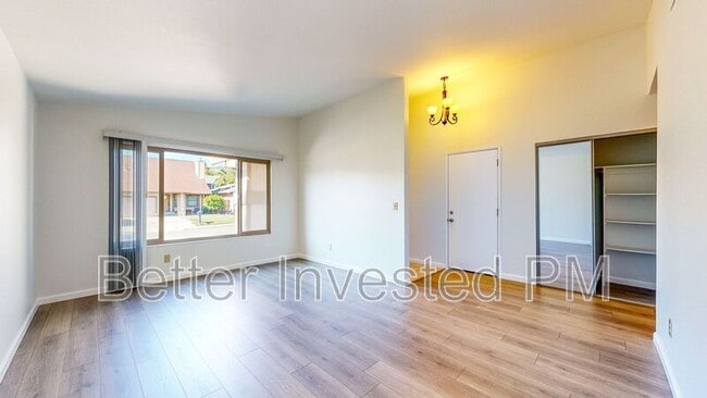 Foto del edificio - 1417 Gregory Ct