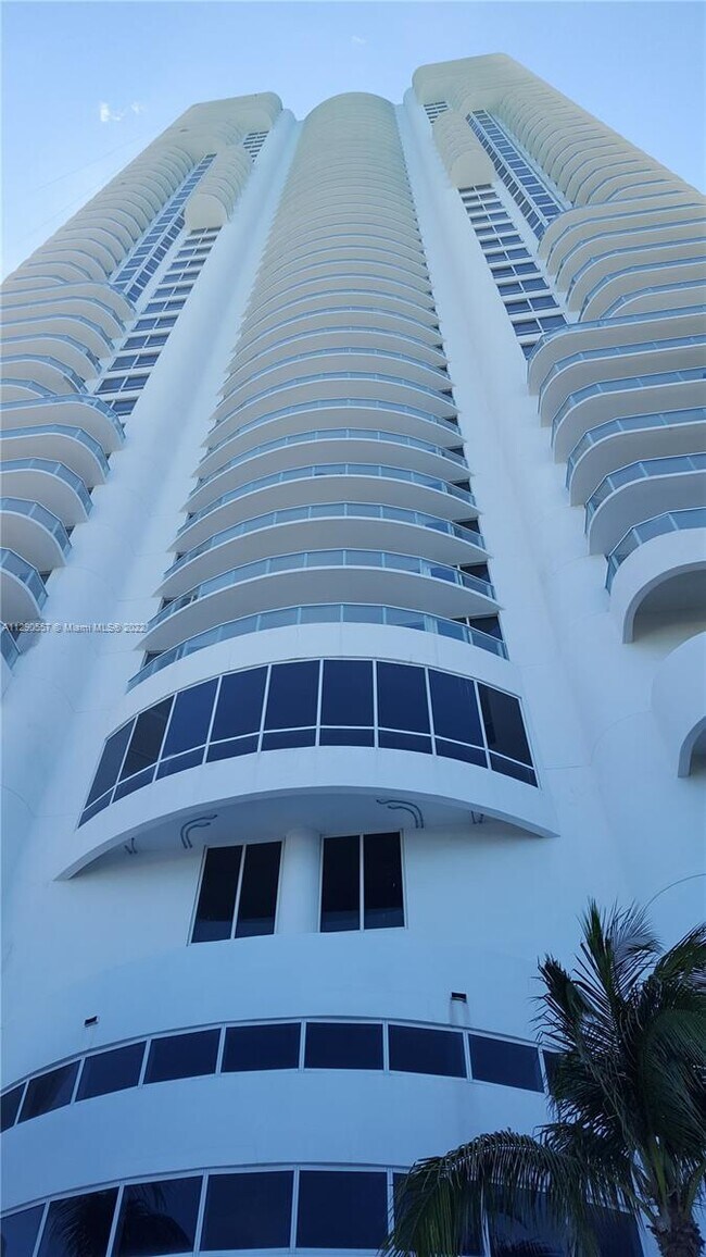 6365 Collins Ave Unit 2110, Miami Beach, FL 33141 Condo for Rent in Miami Beach, FL