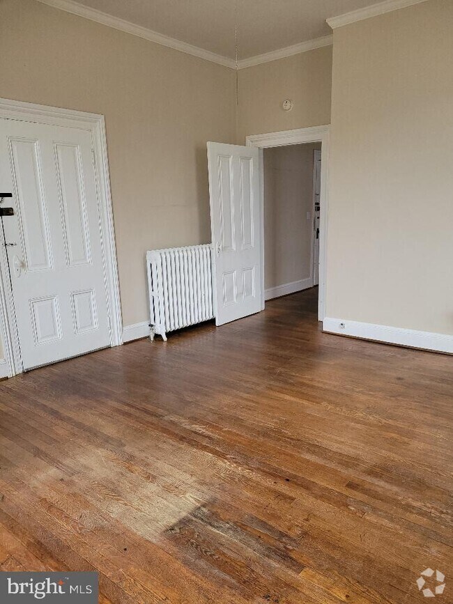 Apartments under 1,300 in Fredericksburg, VA 74 Rentals