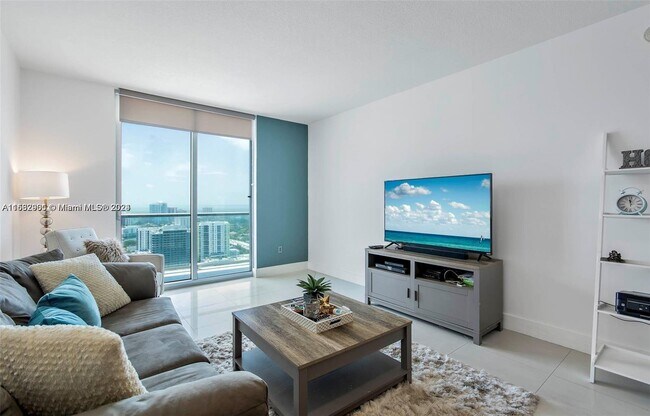 Foto del edificio - 185 SW 7th St