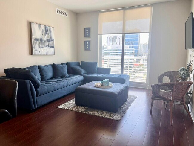 Foto del edificio - 315 NE 3rd Ave