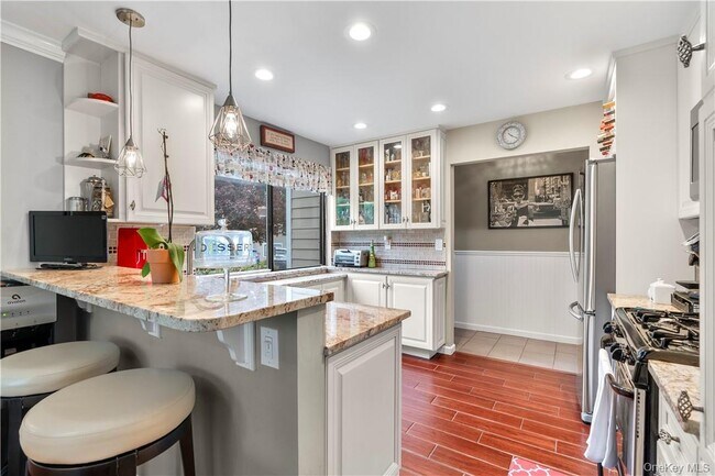 Foto del edificio - 67 Park Dr