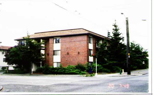 Foto principal - 3434 Beacon Ave S