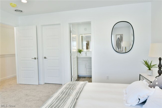 Foto del edificio - 6412 South Ave