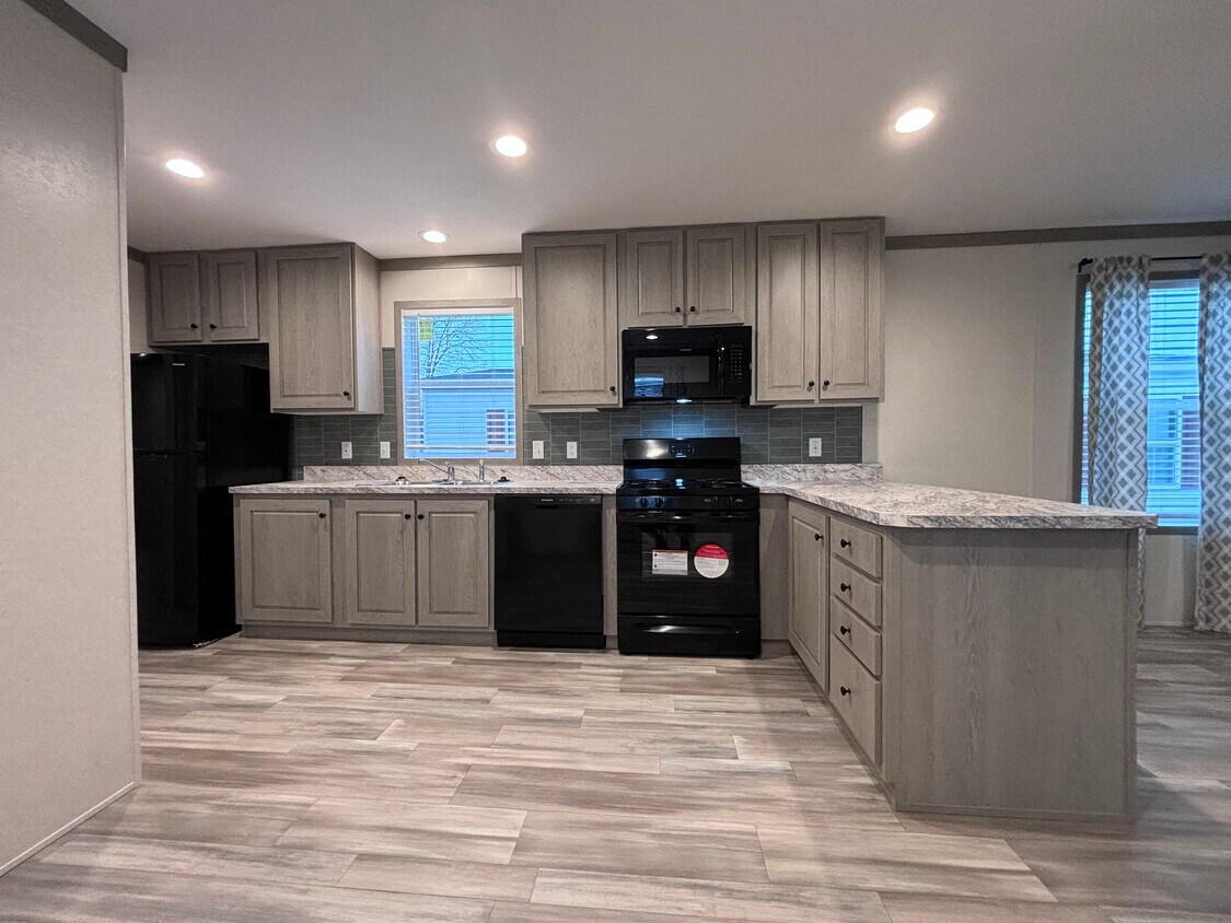 Foto principal - 282 Cambridge Dr