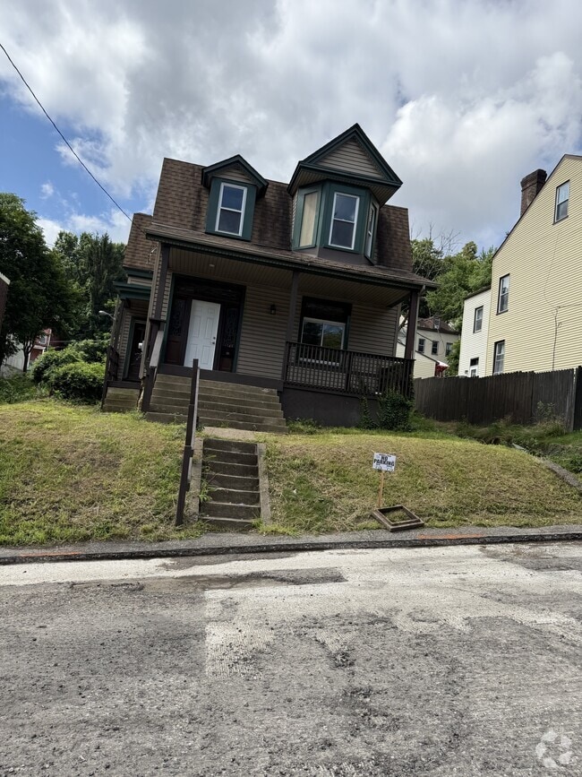Building Photo - 1143 Buente St