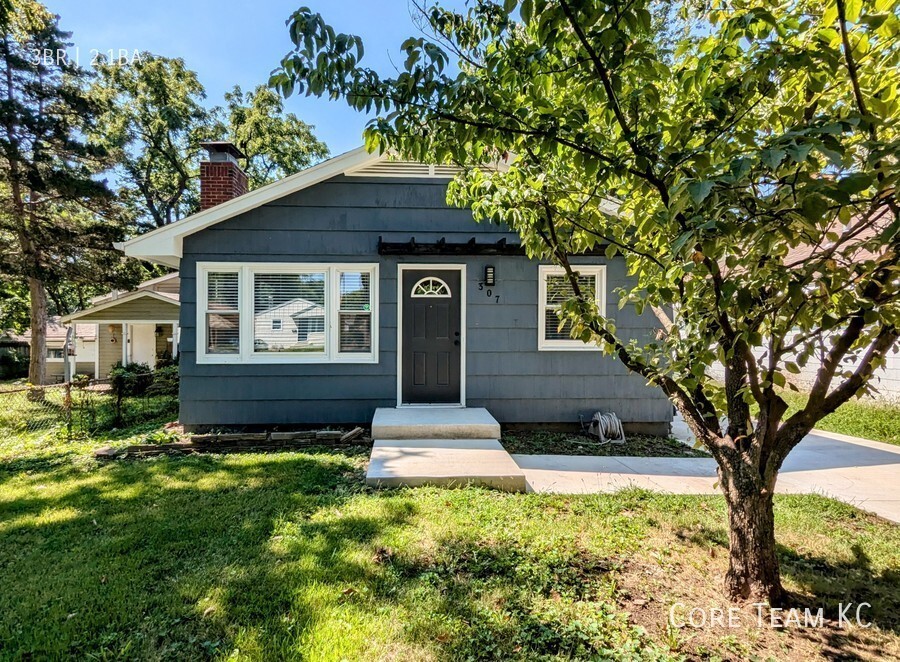 Primary Photo - 1800 SF House for Rent in Waldo
