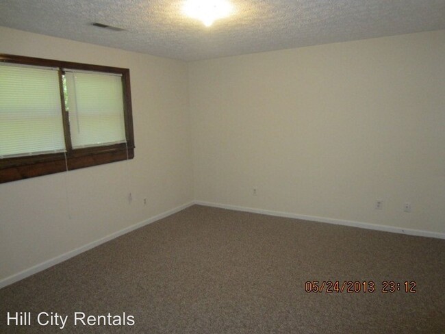Building Photo - 3 br, 2 bath House - 204 Jefferson Woods