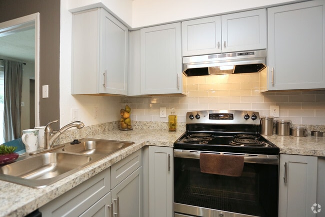 Interior Photo - 2200 Big Creek Apartments