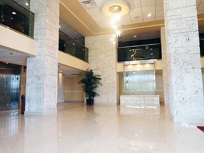 Foto del edificio - 290 174th St St