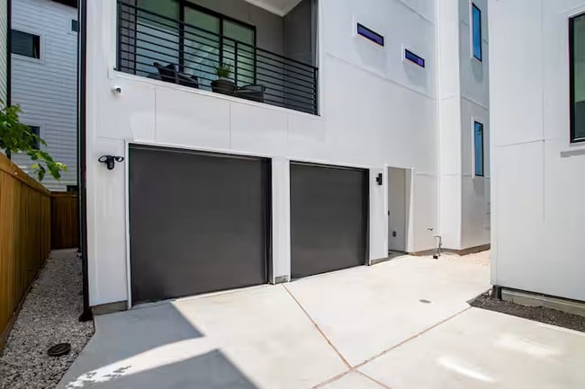 Foto del edificio - 3008 Delano St