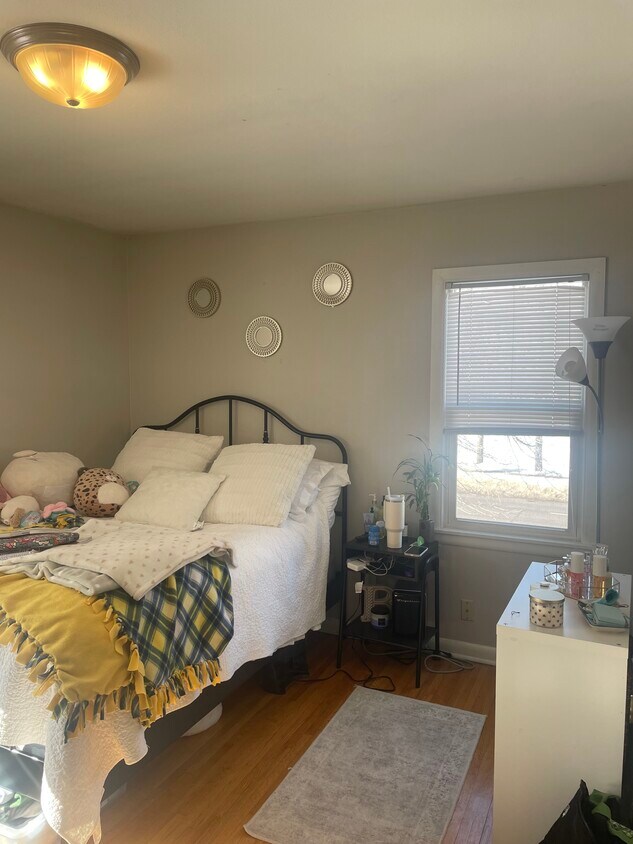 Foto principal - 1335 Dayton Ave